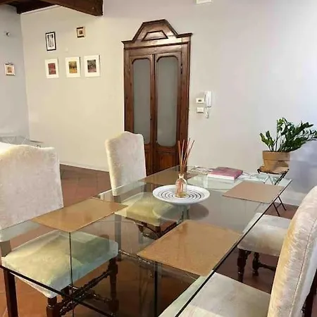 Interno Uno Ferrara